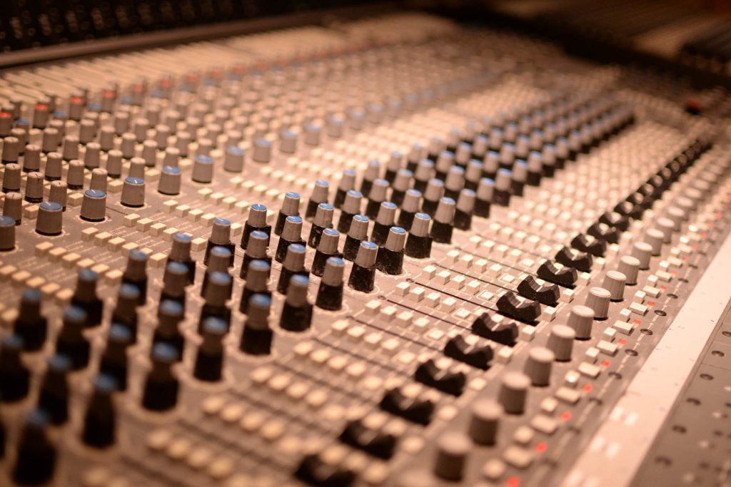 5 tips to optimize your mix revisions